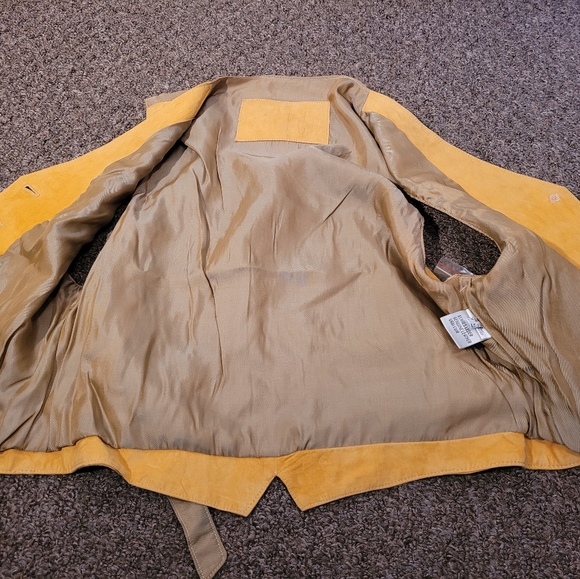 Choice Tan Suede Leather Vest - Picture 6 of 8